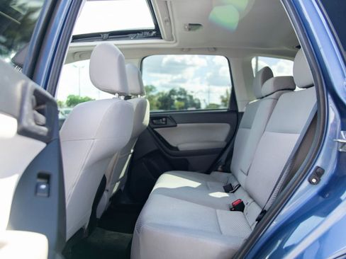 Used 2016 Subaru Forester 2.5i Premium w/ All-Weather Package AWD/4WD image 19