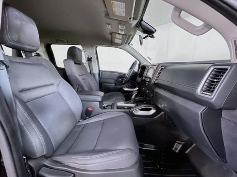 Used 2023 Nissan Frontier SV AWD/4WD image 28