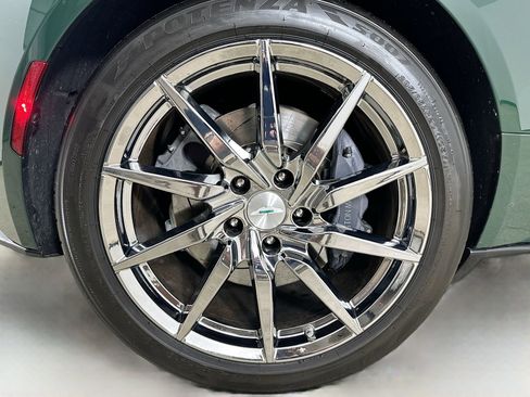 Used 2017 Aston Martin DB11 V12 RWD image 59