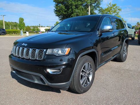 Used 2018 Jeep Grand Cherokee Limited RWD image 2