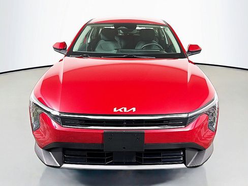 Used 2025 Kia K4 EX image 2