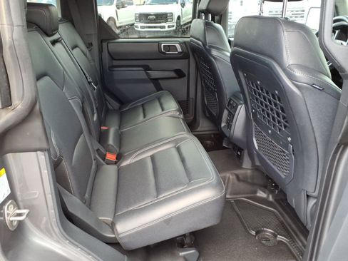 Certified 2025 Ford Bronco Badlands AWD/4WD image 14