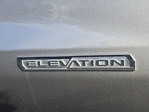 Used 2025 GMC Sierra 1500 Elevation w/ Preferred Package image 6