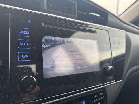 Used 2017 Toyota Corolla L image 12