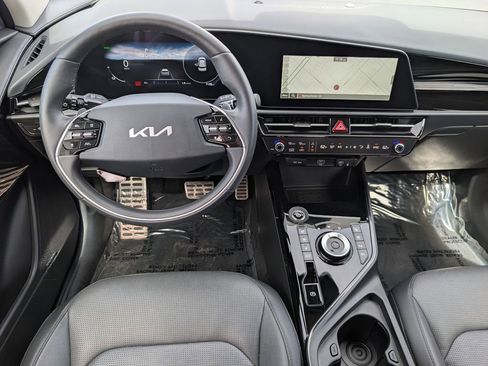 Certified 2025 Kia Niro Wave w/ Wave Preserve Package image 21