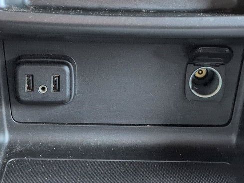 Used 2022 Chevrolet Colorado LT w/ Fleet Safety Package RWD image 24