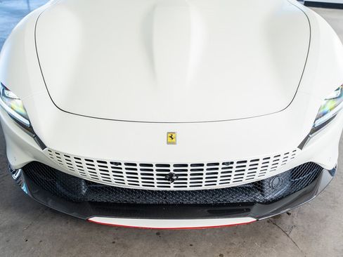 Used 2023 Ferrari Roma image 15
