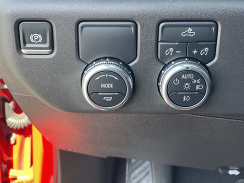 Used 2026 GMC Sierra 1500 Elevation RWD image 20