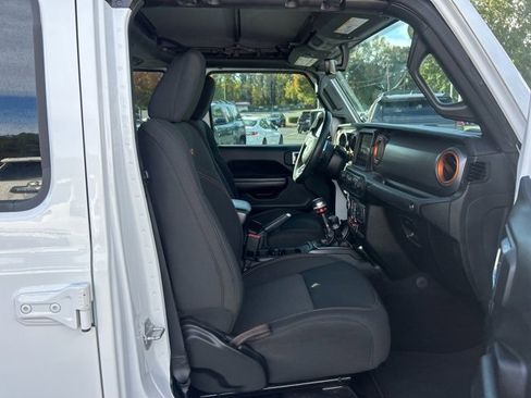 Used 2021 Jeep Gladiator Mojave image 15