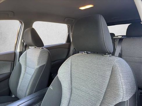 Used 2021 Nissan Rogue SV image 11