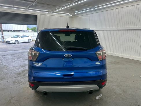 Used 2017 Ford Escape SE image 6