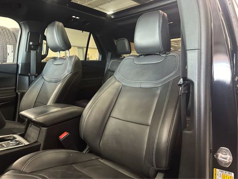 Used 2023 Ford Explorer ST w/ Equipment Group 401A image 23