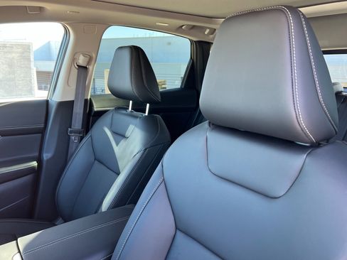 New 2025 Nissan Murano SL image 16