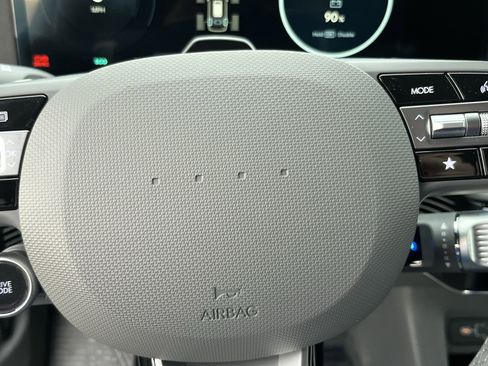 Used 2025 Hyundai Ioniq 5 SEL image 21