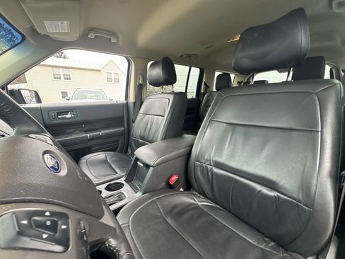 Used 2019 Ford Flex SEL w/ Equipment Group 202A image 2