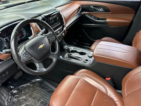 Used 2018 Chevrolet Traverse High Country AWD/4WD image 12