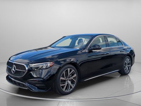 Certified 2024 Mercedes-Benz E 350 4MATIC Sedan image 2
