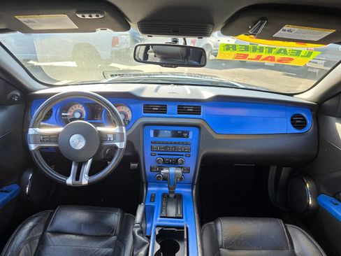 Used 2012 Ford Mustang Premium image 11