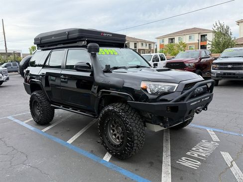 Used 2018 Toyota 4Runner TRD Pro AWD/4WD image 3