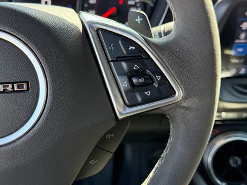 Used 2022 Chevrolet Camaro SS RWD image 15