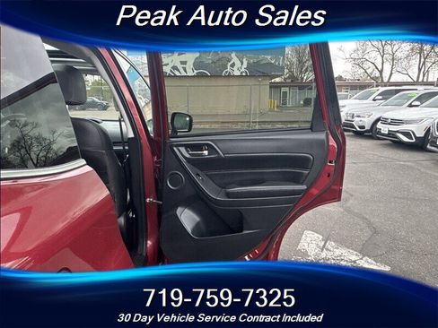 Used 2018 Subaru Forester 2.5i Touring w/ Popular Package #2 AWD/4WD image 28