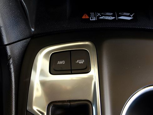 Used 2019 Chevrolet Equinox Premier image 29