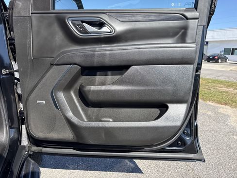 Used 2022 GMC Yukon SLT w/ SLT Premium Package image 31