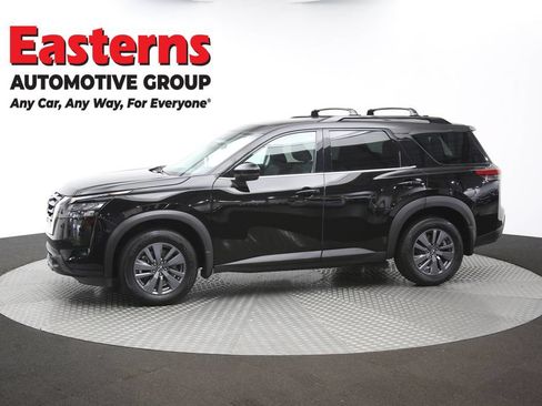 Used 2024 Nissan Pathfinder SV w/ Lighting Package (N92) AWD/4WD image 58