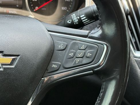 Used 2018 Chevrolet Malibu LT FWD image 21