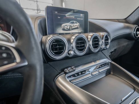 Used 2016 Mercedes-Benz AMG GT S image 8