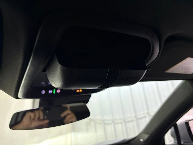 Used 2023 Cadillac XT4 Sport w/ Sun And Sound Package AWD/4WD image 43