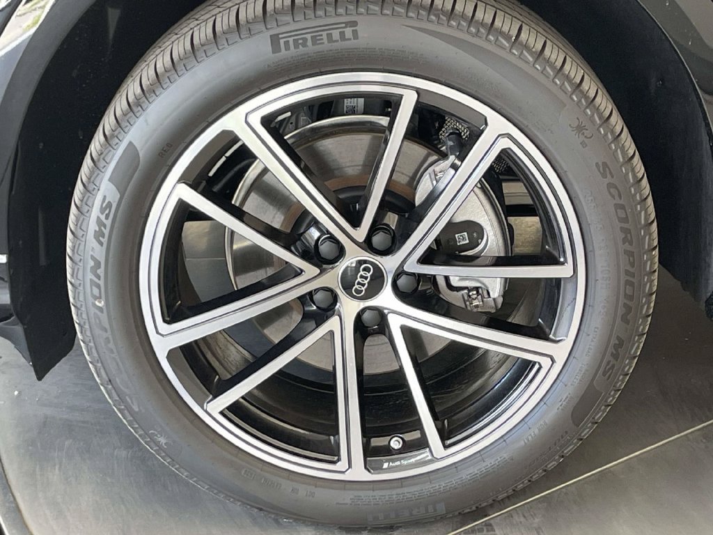 New 2026 Audi Q5 Premium Plus AWD/4WD image 11