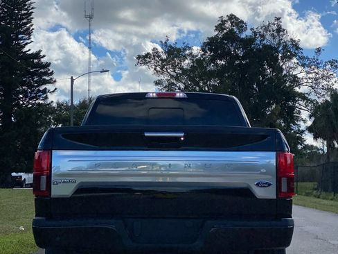 Used 2019 Ford F150 Platinum w/ Equipment Group 701A Luxury AWD/4WD image 4