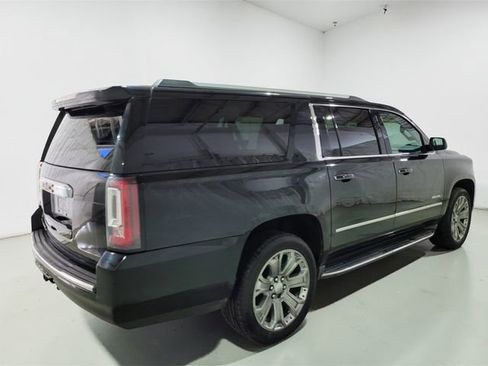 Used 2016 GMC Yukon XL Denali w/ Open Road Package image 27