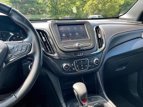 Used 2023 Chevrolet Equinox RS AWD/4WD image 17