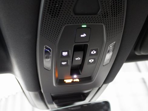 Certified 2024 Porsche Cayenne S image 34