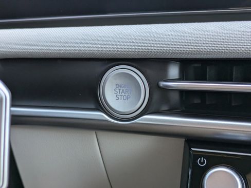 New 2026 Hyundai Tucson Limited image 27