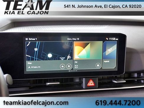 Certified 2025 Kia Carnival EX FWD image 25