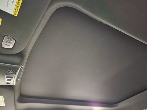 Used 2022 Ford F250 Platinum w/ Tremor Off-Road Package image 45