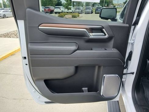 Certified 2024 GMC Sierra 1500 Denali w/ Denali Reserve Package AWD/4WD image 15