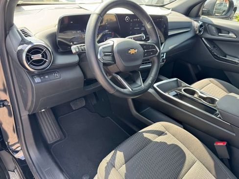 New 2025 Chevrolet Equinox LT w/ Safety and Technology Package image 57