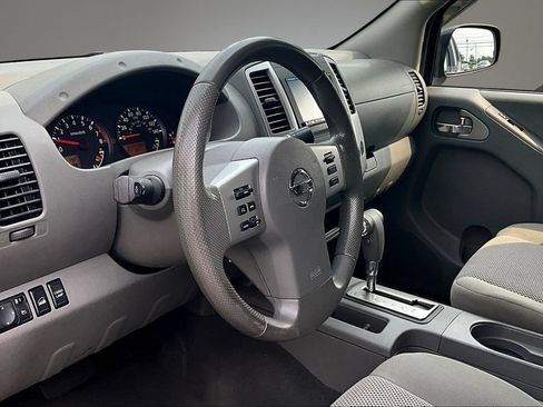 Used 2019 Nissan Frontier SV AWD/4WD image 18