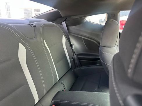 Used 2017 Chevrolet Camaro SS RWD image 9