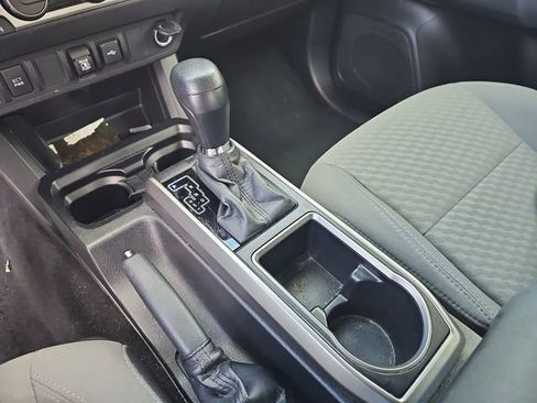 Used 2021 Toyota Tacoma SR5 image 21