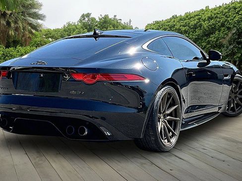Used 2017 Jaguar F-TYPE R image 2