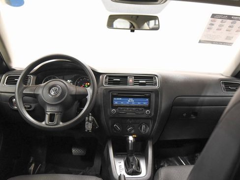 Used 2012 Volkswagen Jetta SE image 26