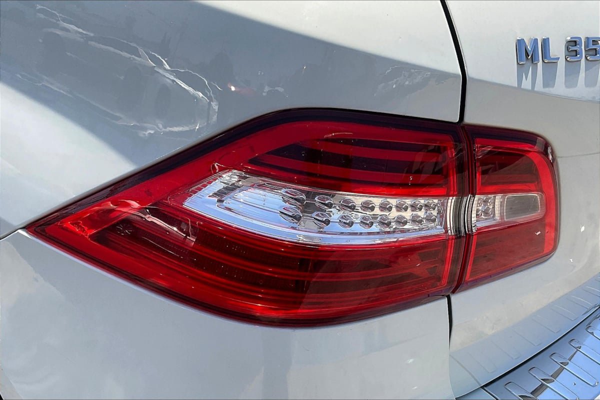 Used 2012 Mercedes-Benz ML 350 4MATIC image 30