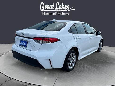 Used 2025 Toyota Corolla LE FWD image 5