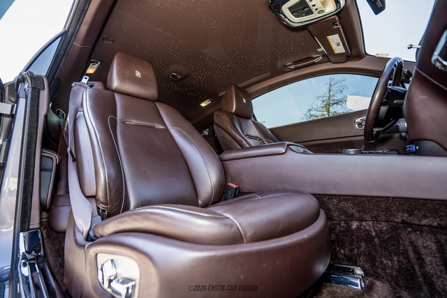 Used 2016 Rolls-Royce Wraith RWD image 54