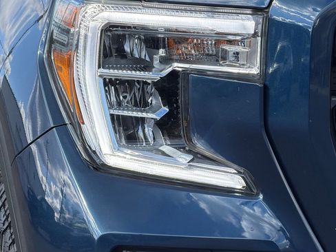 Used 2021 GMC Sierra 1500 Elevation image 40